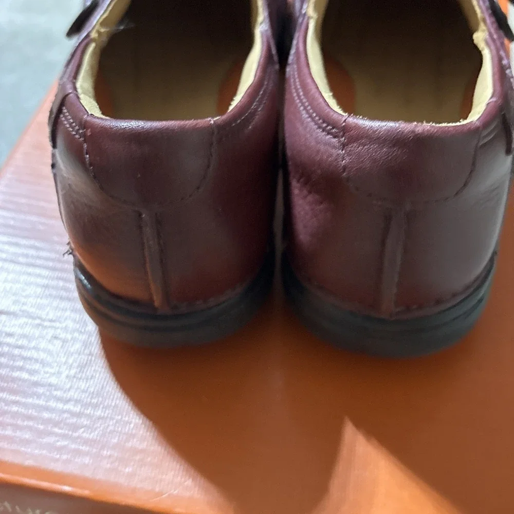 Clarks Shoes‎ Womens 7.5 N Loafer Burgundy Leather Slip On Round Toe Comfort